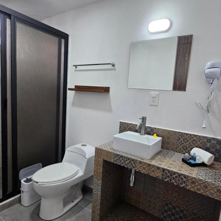 R10 DOUBLE STUDIO at ITESM CEM Full Services, Shared-Kitchen, Fridge ,Laundry, Smart TV, Parking, Balcony - Habitación Doble con baño privado - 38