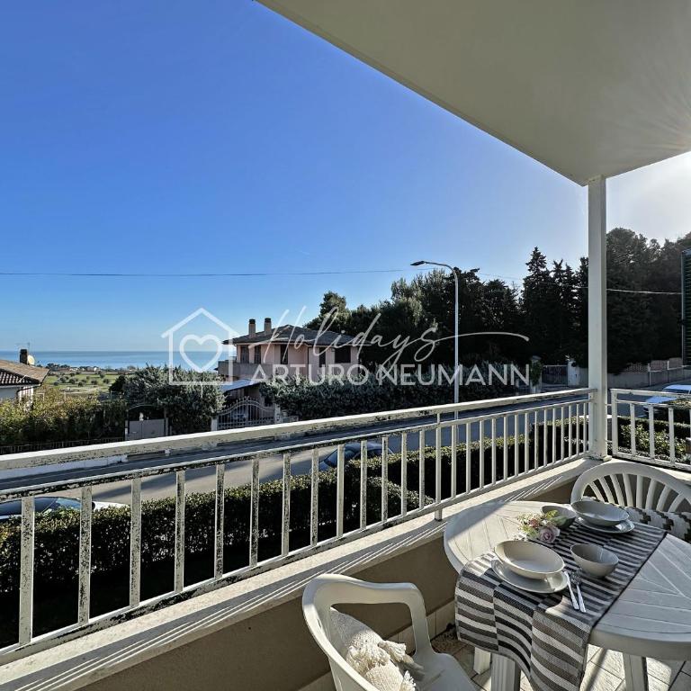 228 - Appartamento bilocale al primo piano con terrazzo vista mare- CLIMATIZZATO, SPIAGGIA INCLUSA - One-Bedroom Apartment - 11