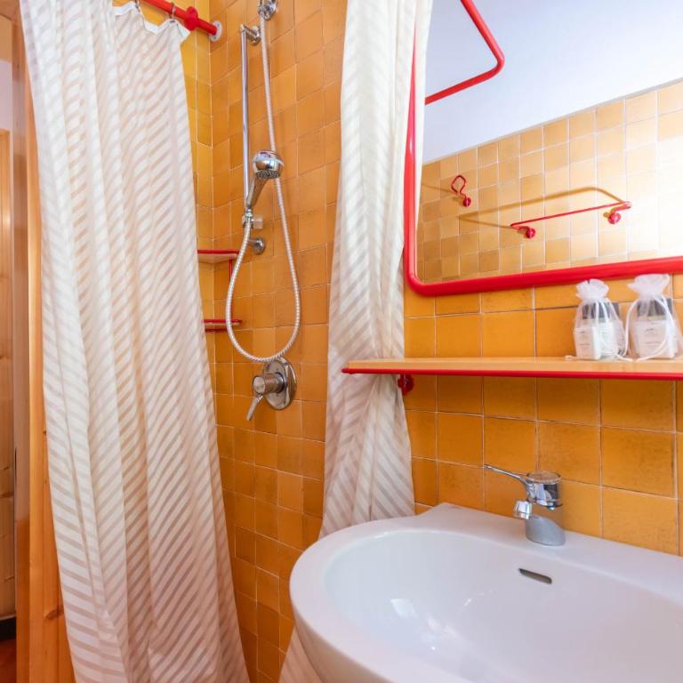 Dolomite View Loft - Appartamento con Balcone - 11