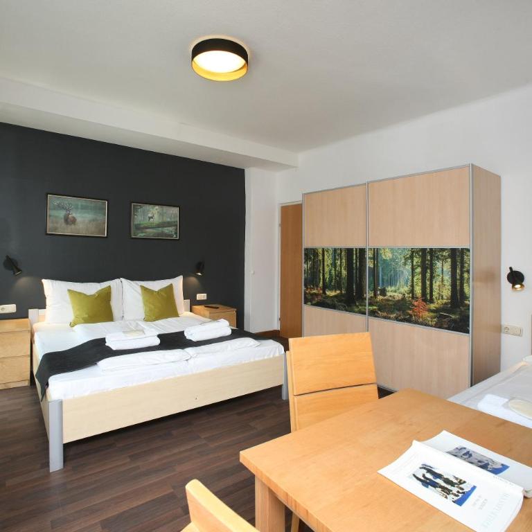 Seehotel Sissi am Zeller See - Doppelzimmer mit Seeblick - 4