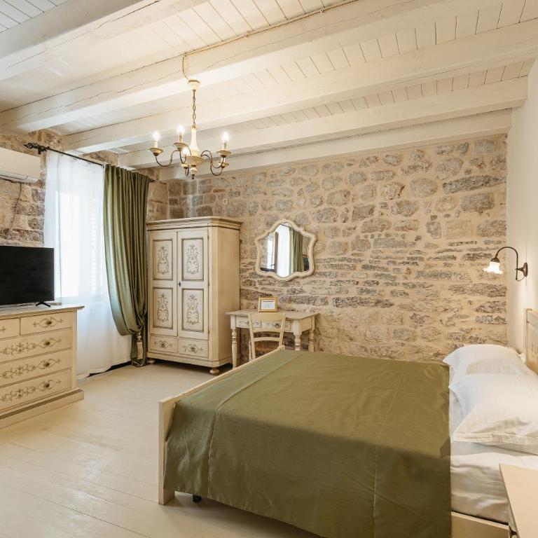 Apartments Leo - Two-Bedroom Loft Apartment - 7