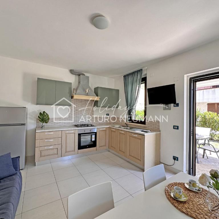 640 - RESIDENCE ADAMO & EVA - Dolce relax, stupendo bilo al piano terra con bellissimo giardino , 2 piscine - Apartment with Garden View - 3