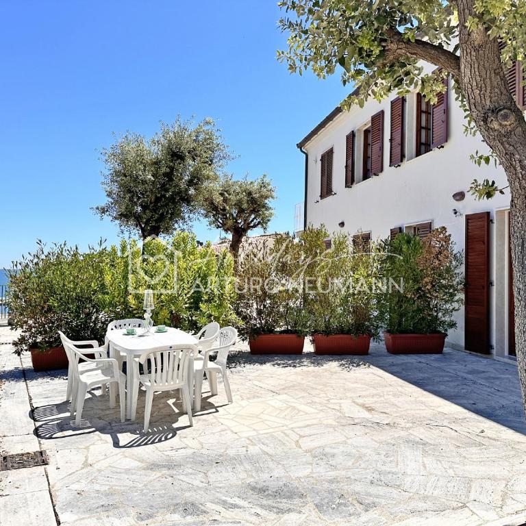 213 - Villa Anna - quadrilocale a Numana al primo piano con VISTA MARE STREPITOSA!- SPIAGGIA WHITE BEACH CLUB OMAGGIO dal lun al ven FINO AL 02-08 - Appartamento con 3 Camere da Letto - 14
