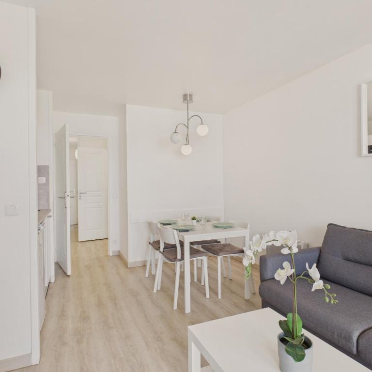Face au port - 400m plage - Appart pour 2 - Appartement - 8