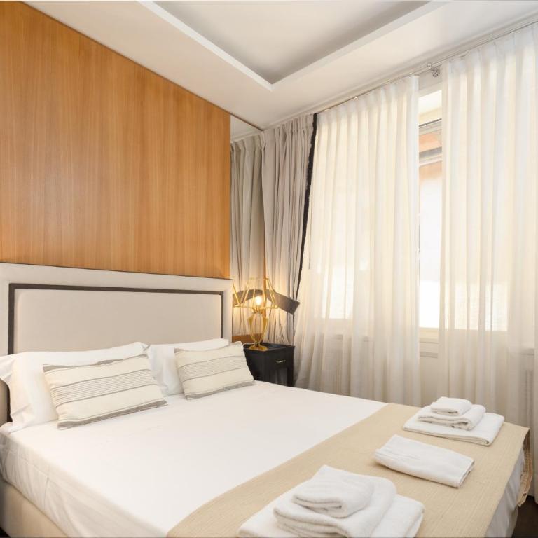 Old Bridge Exclusive Apartment 2 BDR - Two-Bedroom Apartment - 2