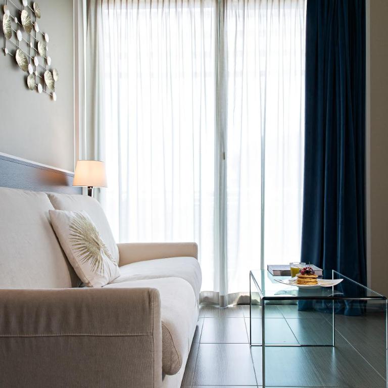 The One Hotel - Designed for Adults - Pet lovers - Suite with Balcony - 9