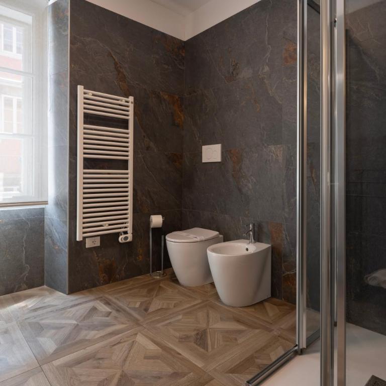La camera degli Specchi Piazza Unità D'Italia - Deluxe Family Suite - 7