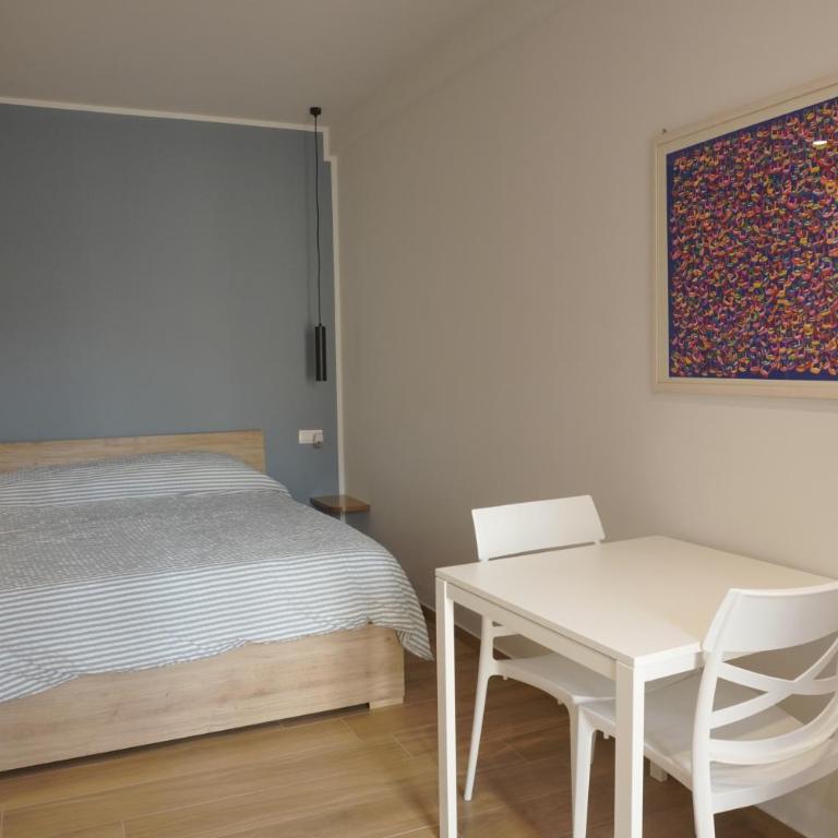 Le Stanze del Massimo - Double Room with Private Bathroom - 13
