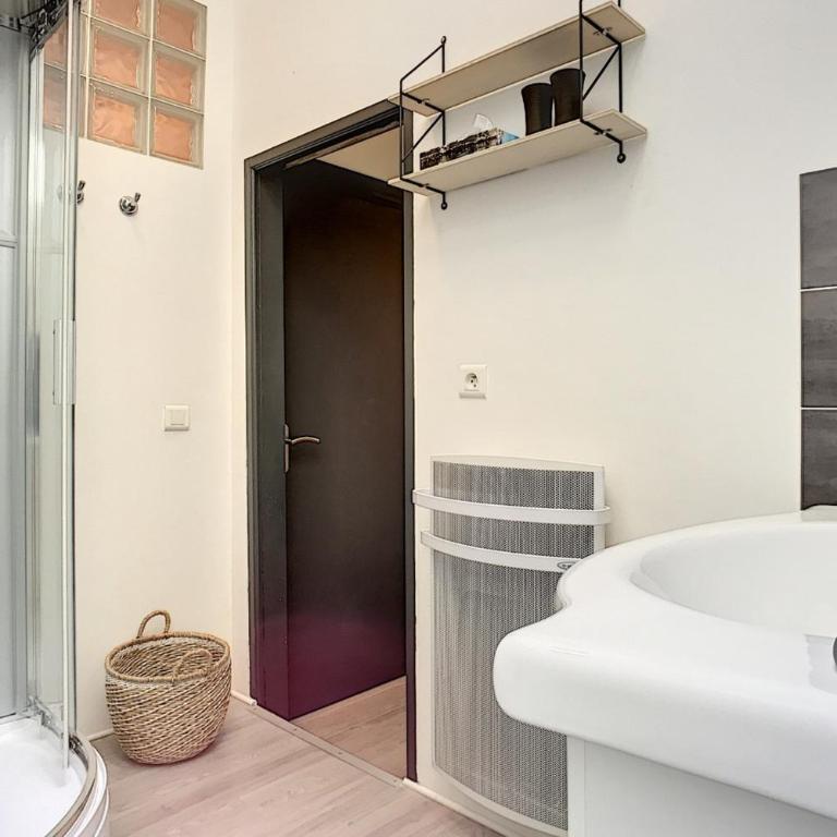 Cours Massena on Marché Provencal - Appartement - 18