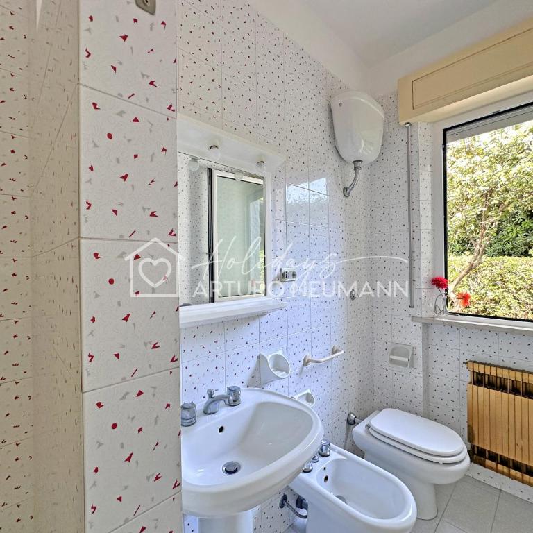 244 - Villa singola quadrilocale al Taunus con aria condizionata, ampio giardino e garage - SPIAGGIA INCLUSA - Villa con Vista Giardino - 10