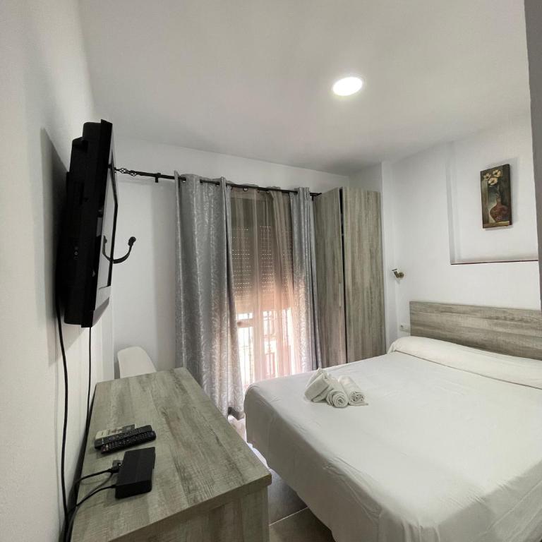 Hostal Malia - Doppel- oder Zweibettzimmer - 10