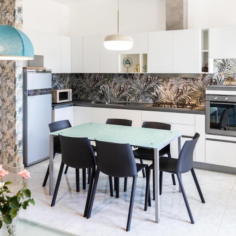 Casa di Carlotta - Appartamento con 2 Camere da Letto - 2