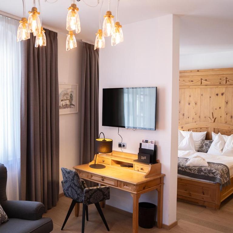 Genusshotel Goldene Rose - Junior Suite - 5