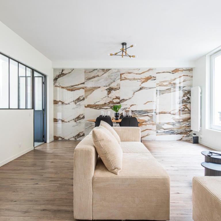 L'Étape - Center - Cathedral - Two-Bedroom Apartment - 11