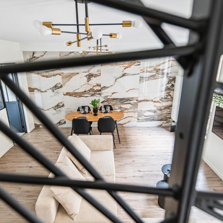 L'Étape - Center - Cathedral - Two-Bedroom Apartment - 18