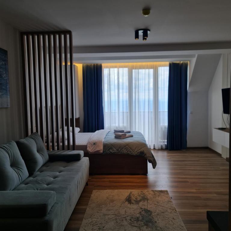 SkyKop Apartmani - Apartman sa 1 Spavaćom Sobom, Balkonom i Pogledom na Planinu - 17