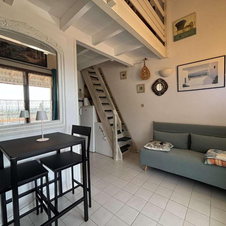 Studio mezzanine avec piscine, parking - 4 pers - Cavalaire - FR-1-226B-166 - Apartment - 14