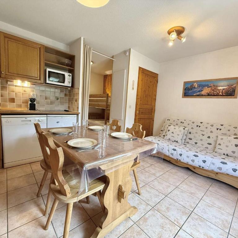 Charmant Studio Cabine à Praz-Sur-Arly, Ideal Pour 4 avec Parking, Proche Village et Remontées - Appartement 1 Chambre - 14