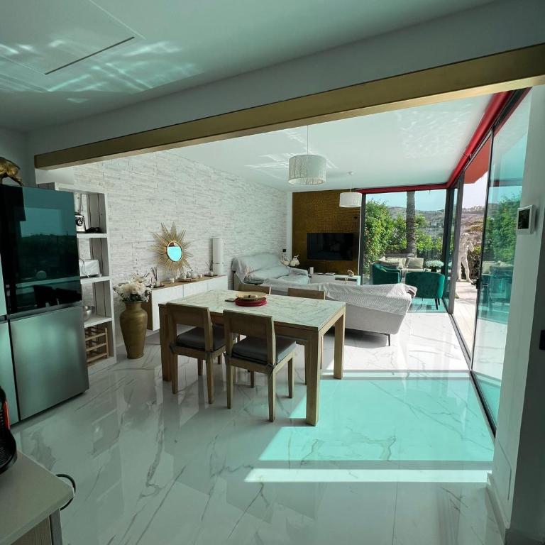 APARTMENT VILLA Cooper l HEATED Pool l PVT Garden I GOLF I SEA VIEWS - Two-Bedroom Villa - 9