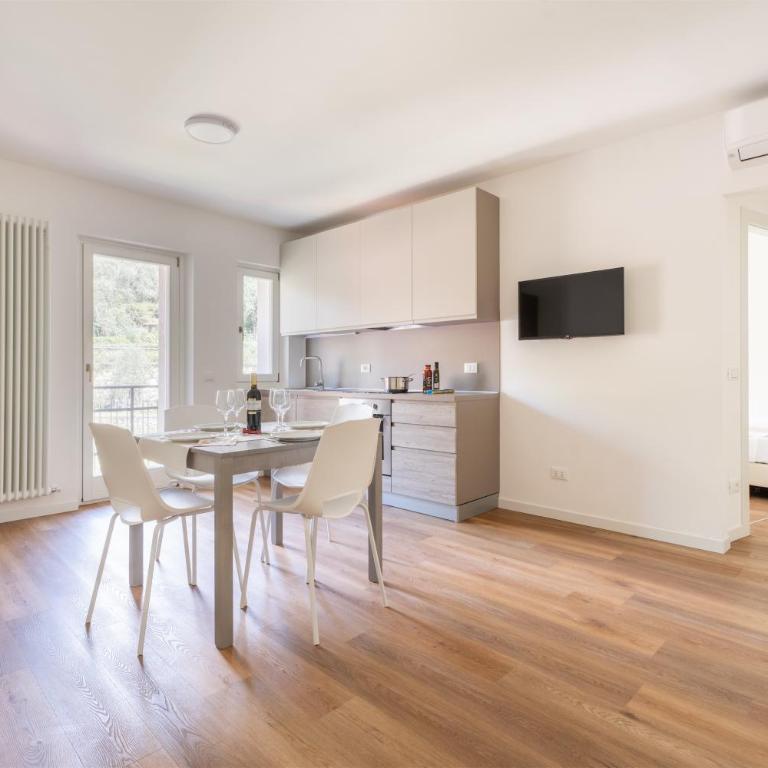 GARDA LIVING APARTMENTS Torbole 2 - Apartment mit 2 Schlafzimmern - 7