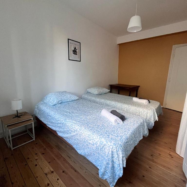 Quiet house for 12 people near Cité Carcassonne - Six-Bedroom House - 9