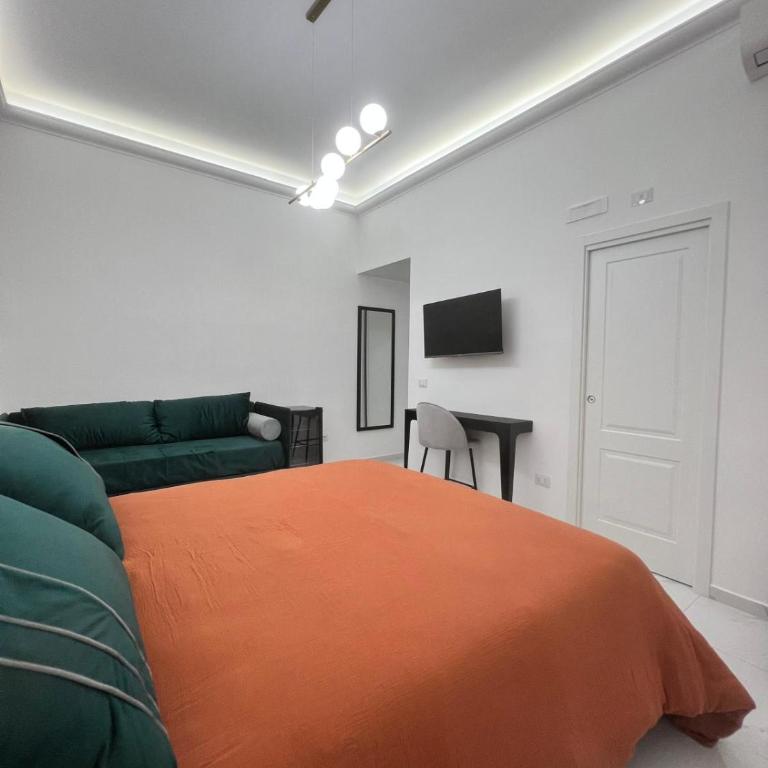 Napoli Heart and Suite - Camera Tripla Luxury - 1