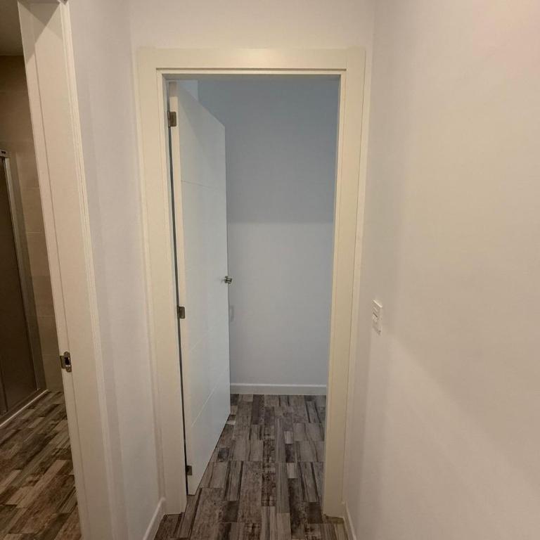 Aurora III - One-Bedroom Apartment - 6