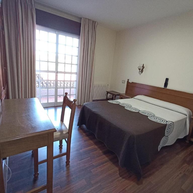 Hotel Galaico - Habitación Doble Económica - 1 o 2 camas - 3