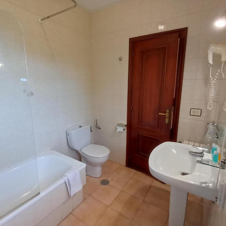 Hotel Galaico - Habitación Doble Económica - 1 o 2 camas - 5