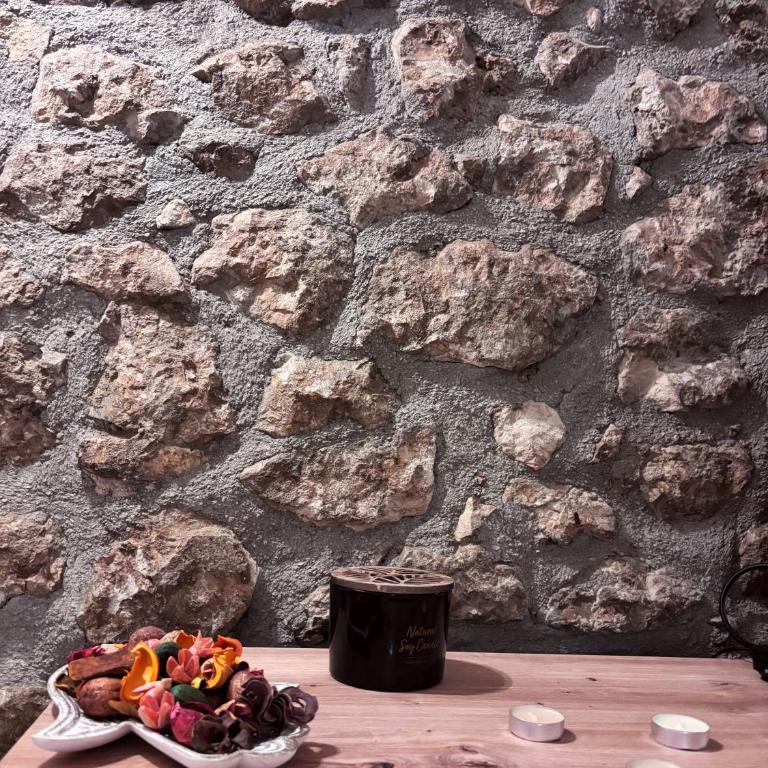 Historic Old Town Apartment Mona Best Location Mostar - One-Bedroom Apartment - 4
