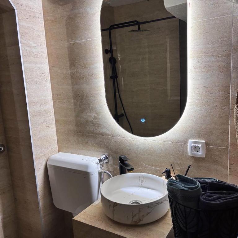 Historic Old Town Apartment Mona Best Location Mostar - One-Bedroom Apartment - 22