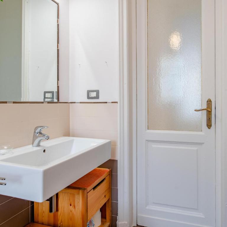 Bianzè 21, Casa di Charme by HAPPYHOSTORINO - Two-Bedroom Apartment - 29