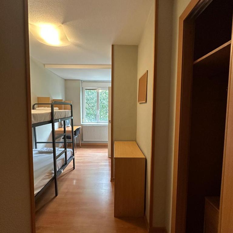mikasita Pamplona Centro - student housing & coliving - Double Room with Private Bathroom - 2