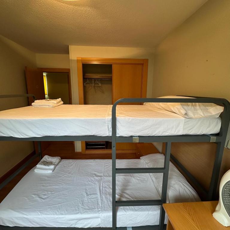 mikasita Pamplona Centro - student housing & coliving - Budget Double Room - 1