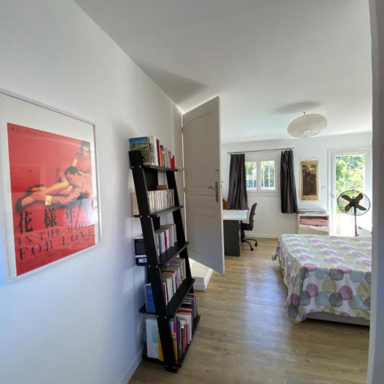 Charming quiet pool villa - Villa - 27