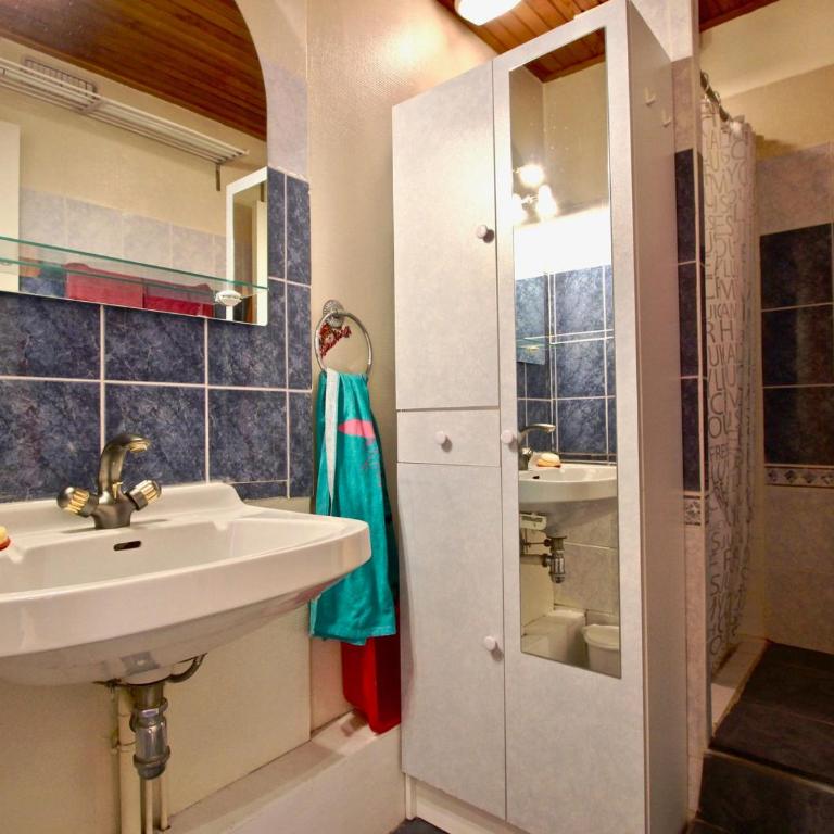 Appartement au pied des pistes avec parking et cuisine équipée à Chamrousse - Apartment mit 1 Schlafzimmer - 20