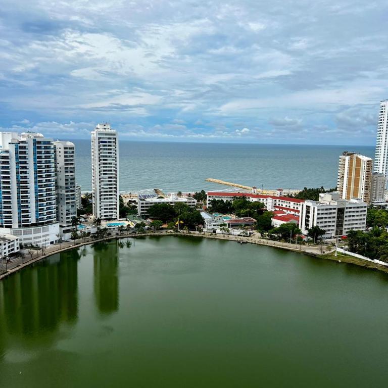 Palmera Beach - Apartamento de 2 dormitorios con vistas al lago - 9