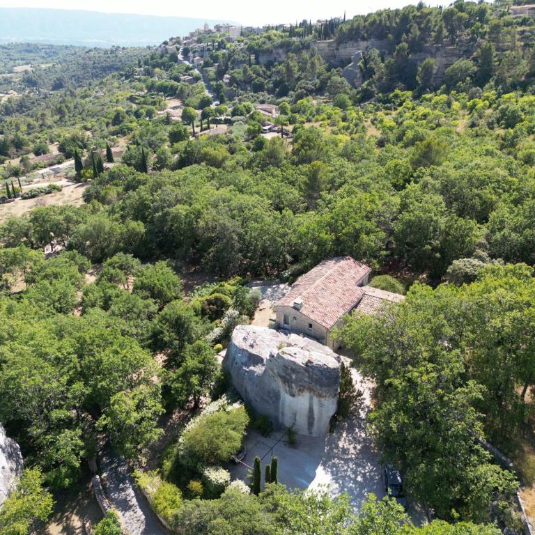 Mas à Gordes avec piscine et vue incroyable à 800 m du village - Villa Deluxe - 55