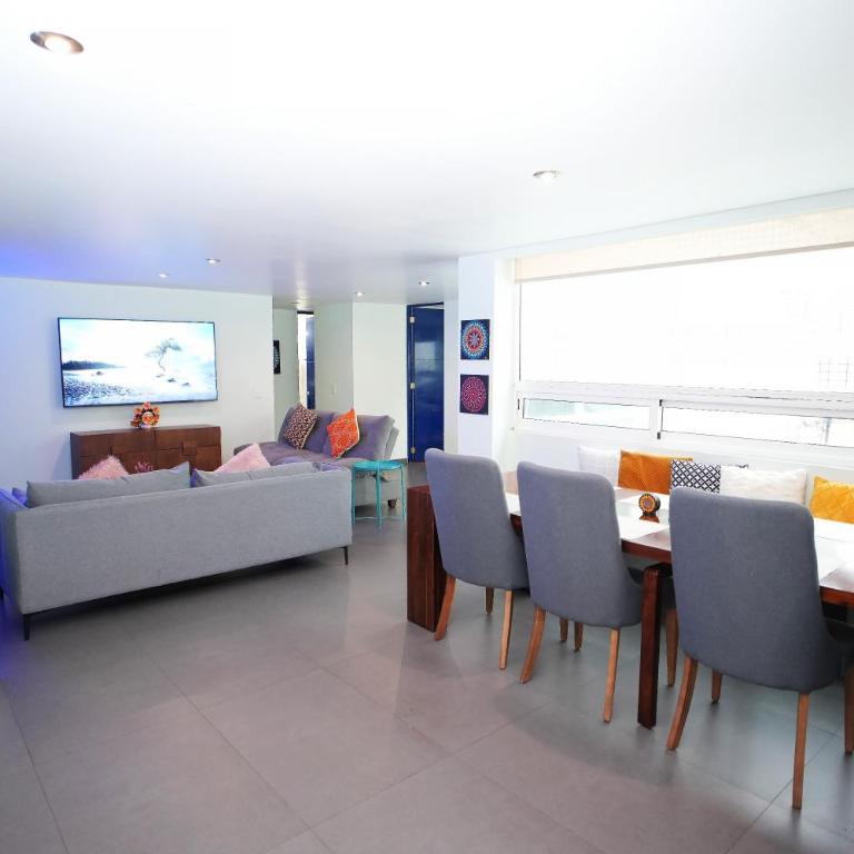 Casa Azul-Hidden Roma Norte Gem, City Views, 4BR - Apartamento - 14