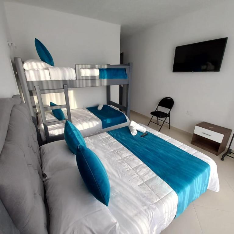 Hotel Santa Lucia - Habitación cuádruple - 2