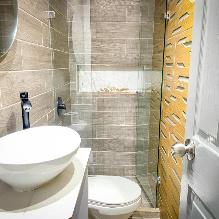 El atenea de 3 alcoba Laurles estadio la 70 - Three-Bedroom Apartment - 7