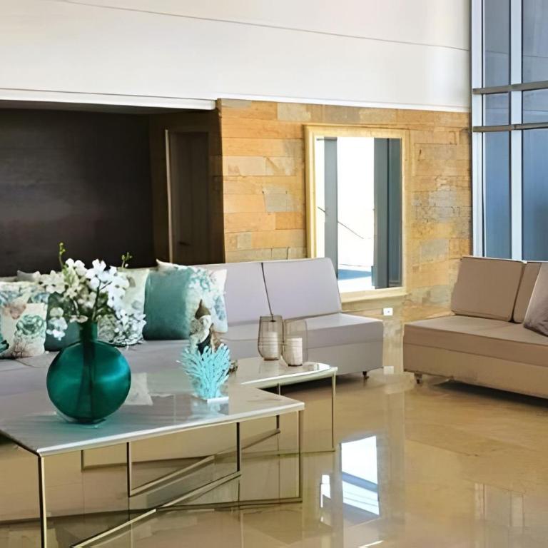 3 Bedroom Apartment North Zone. Seaview - Three-Bedroom Deluxe Apartment - 6