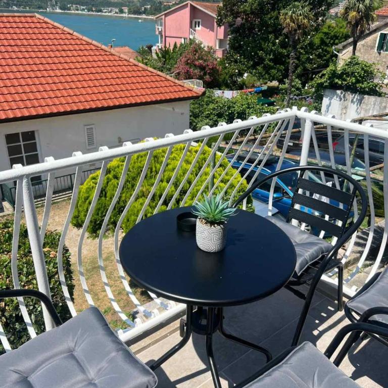 Sara Apartments - Standard One Bedroom Apartment - 1