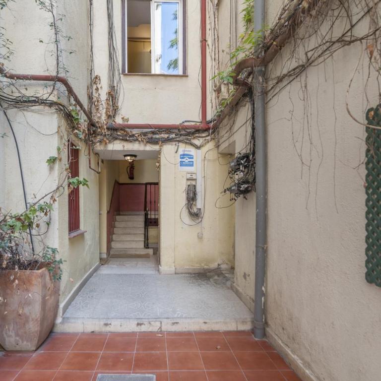 Duque de alba Madrid - Two-Bedroom Apartment - 6