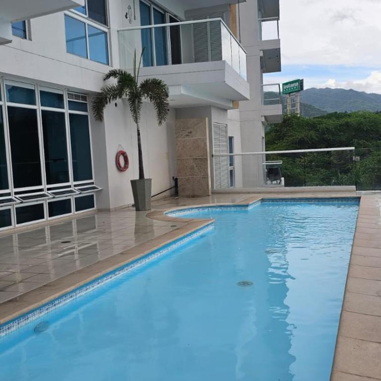 Hermoso Apartamento Bello Horizonte Santa Marta - Apartamento de 3 dormitorios con vistas - 5