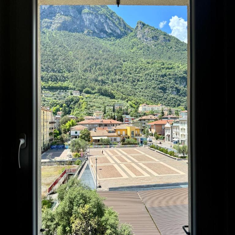1Dest - The Roman Spot - Appartamento con 2 Camere da Letto e Balcone - 12