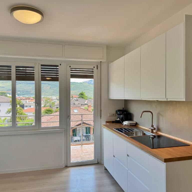 1Dest - The Roman Spot - Appartamento con 2 Camere da Letto e Balcone - 19