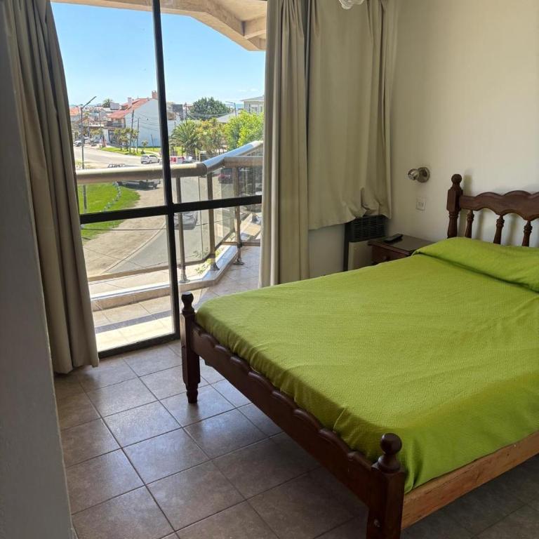 Ayresdesantaclara - Three-Bedroom Apartment - 8