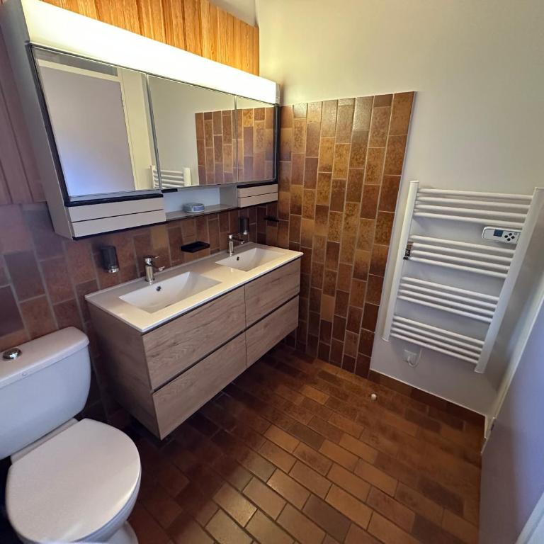 Maison Familiale au Milieu des Pins à Biscarrosse - 6 Pers, 300m du Lac, Ménage Inclus - FR-1-319-573 - Maison de Vacances - 19