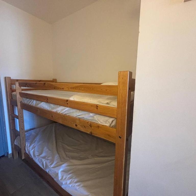Studio cabine avec ascenseur, idéal couple ou famille, fonctionnel et bien équipé - Studio - 9